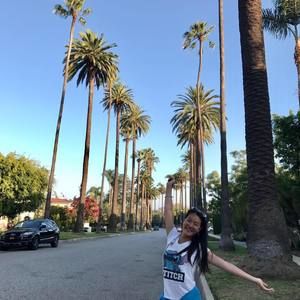 Meet your Posher, Karin